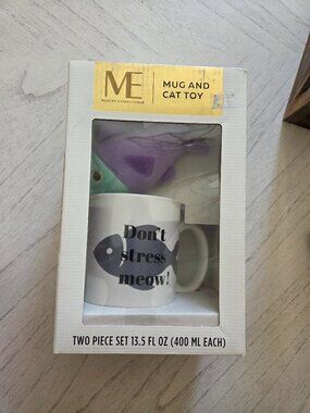 Modern Expression Don’t Stress Mug & Cat Toy Two Piece Set 13.5FL Oz Gift Set